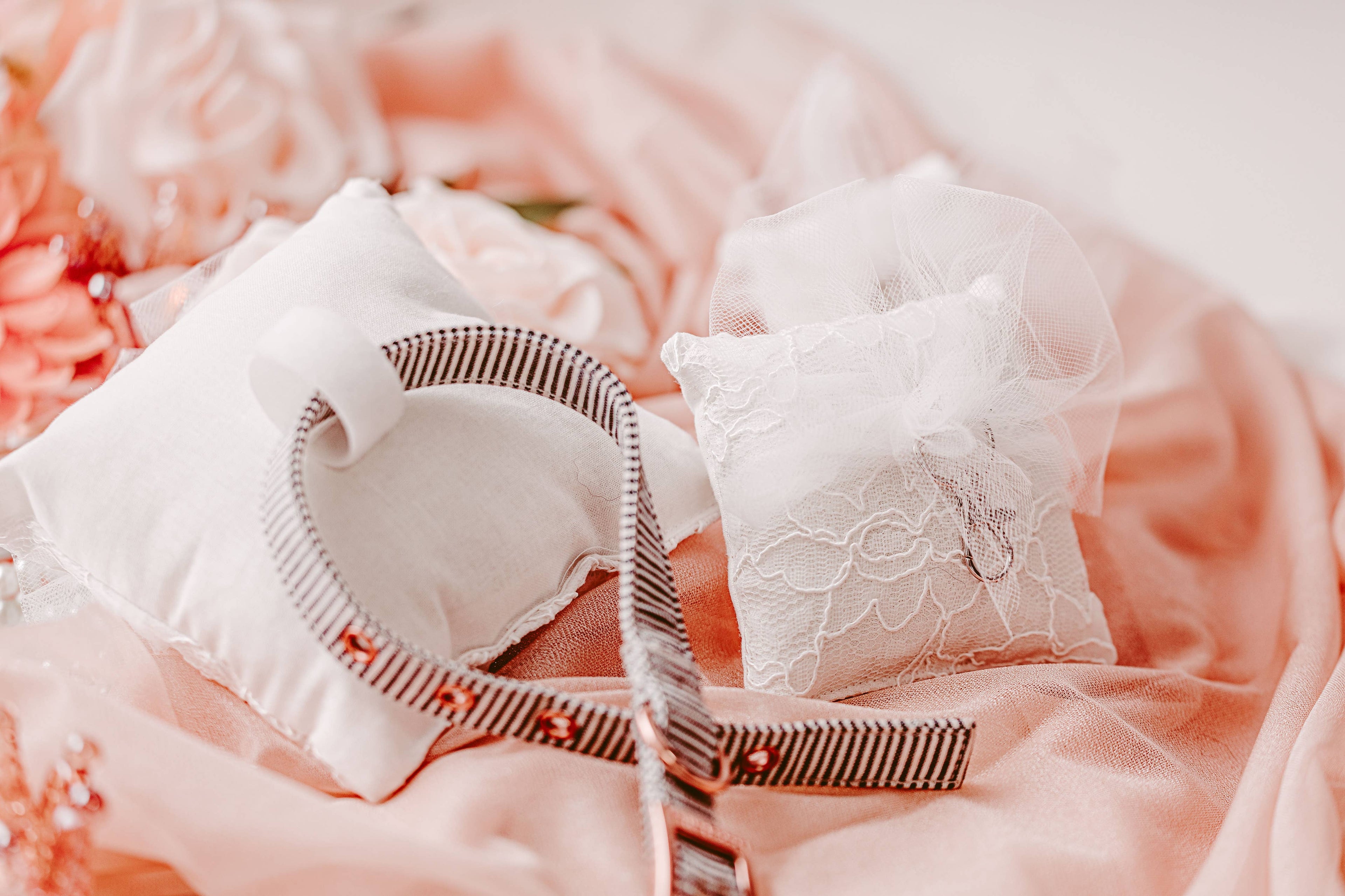 Wedding Ring Bearer Pillow For Dog Collar